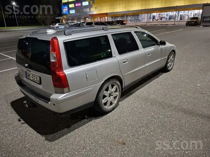 Volvo V70 2005 photo 3