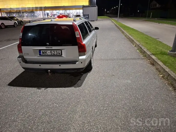 Volvo V70 2005 photo 4