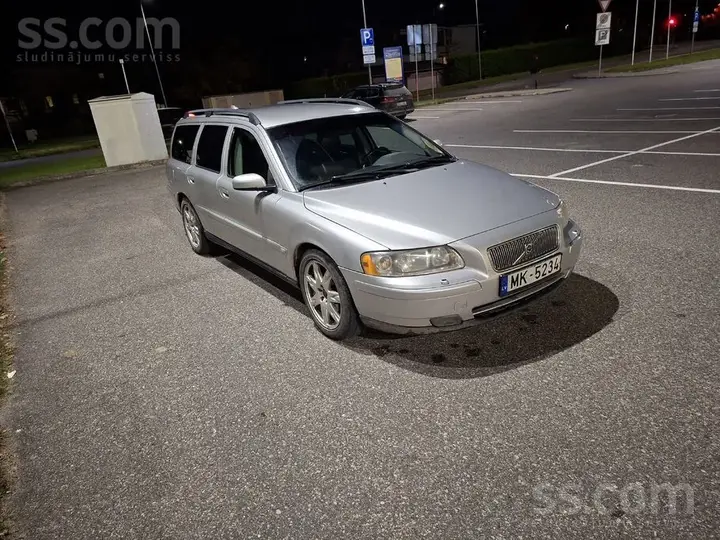 Volvo V70