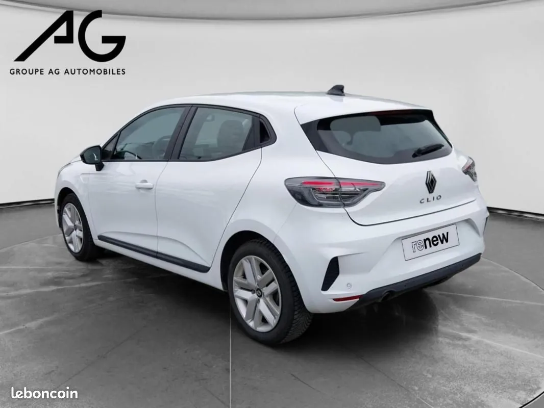 Renault Clio 2024 photo 3