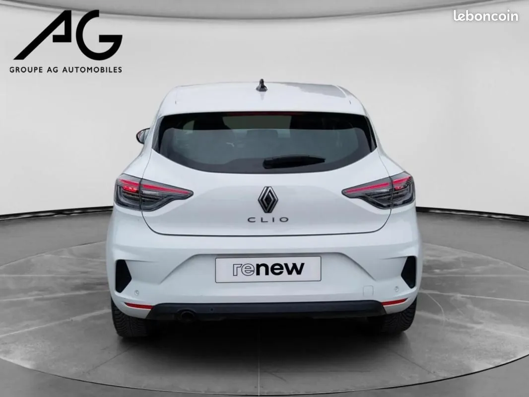 Renault Clio 2024 photo 4
