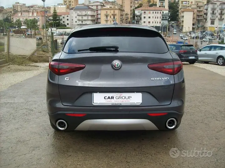 Alfa Romeo Stelvio 2021 photo 5