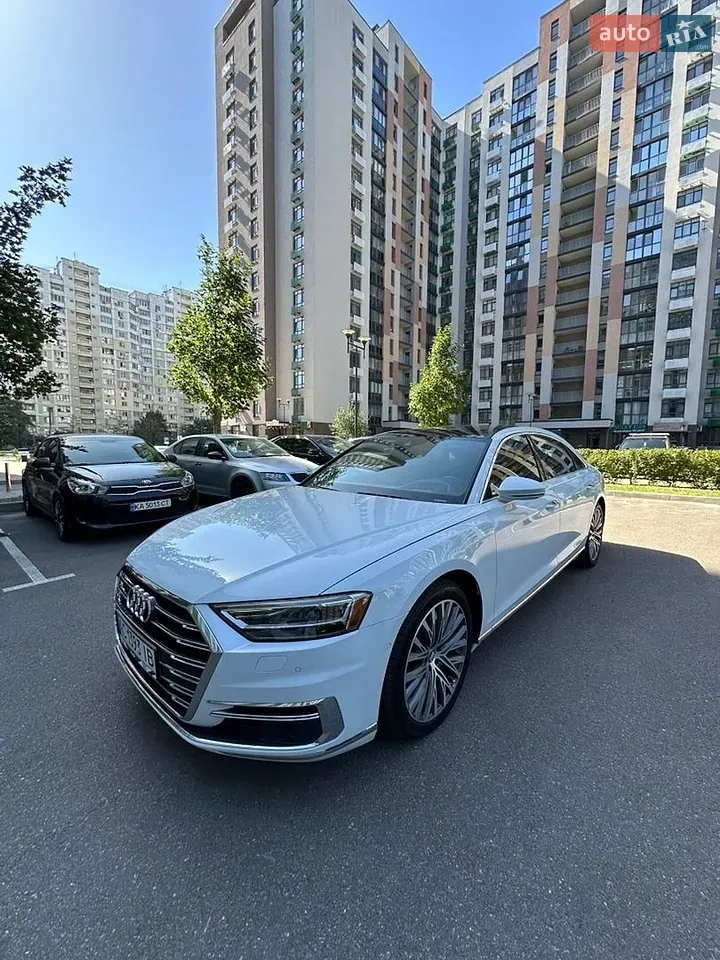 Audi A8 2019 photo 5