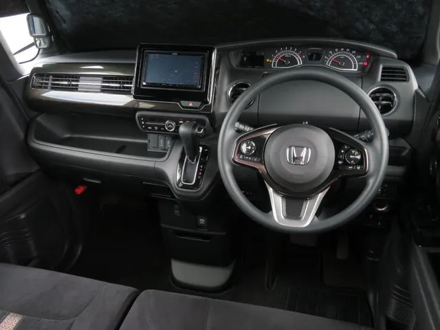 Honda N-Box 2019 photo 2