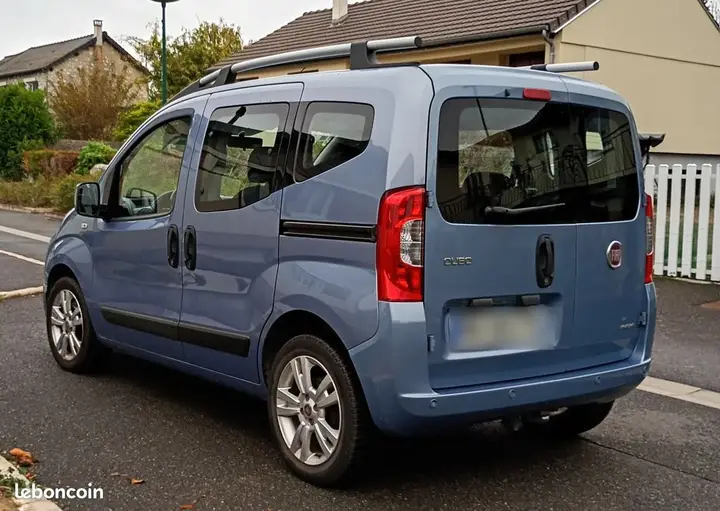 Fiat Qubo 2011 photo 2