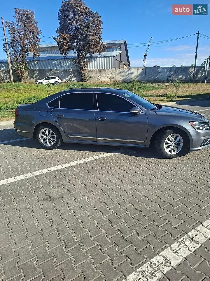 Volkswagen Passat 2017 photo 2