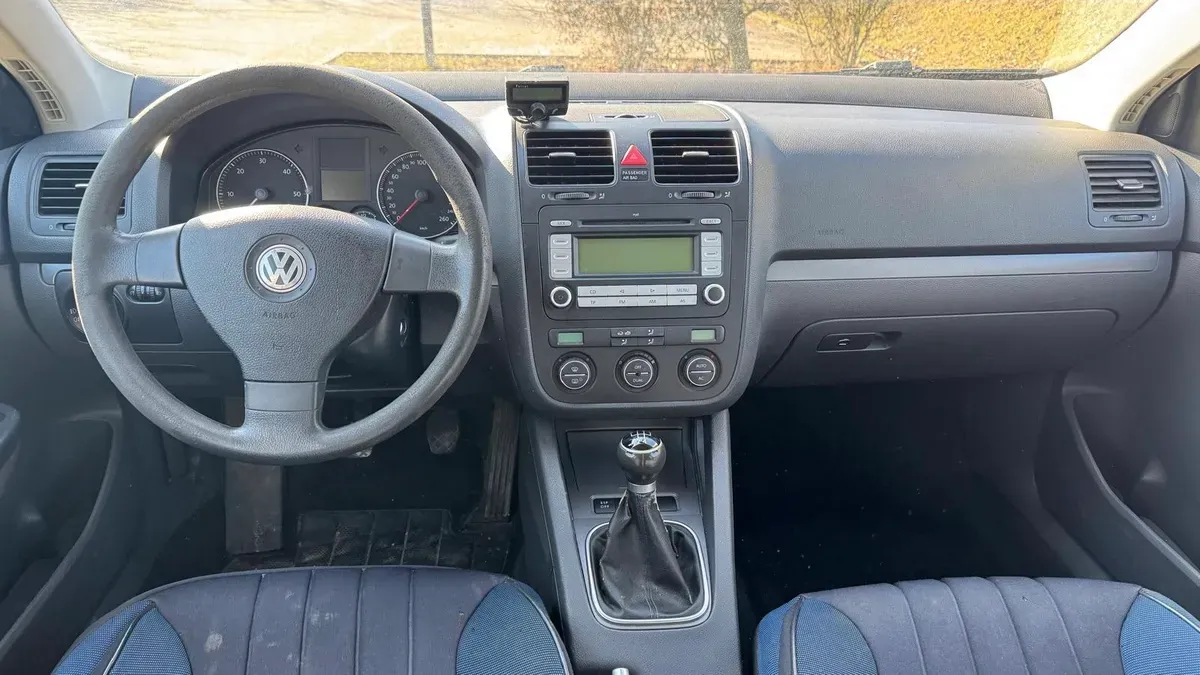 Volkswagen Golf 2008 photo 2