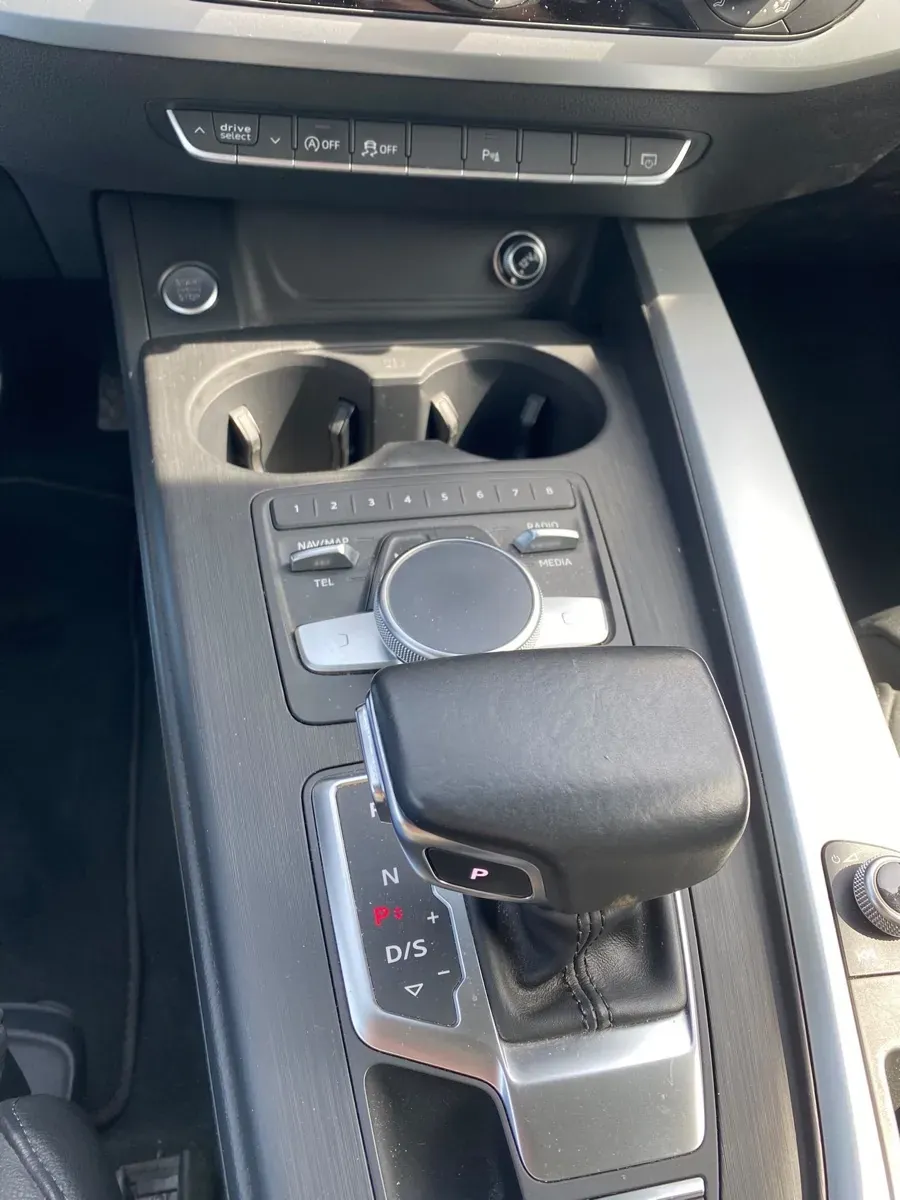 Audi A4 2016 photo 3