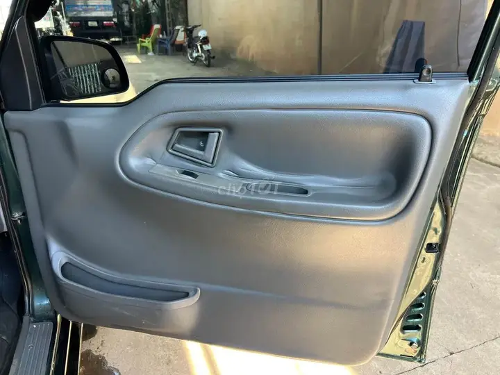 Suzuki Vitara 2005 photo 5