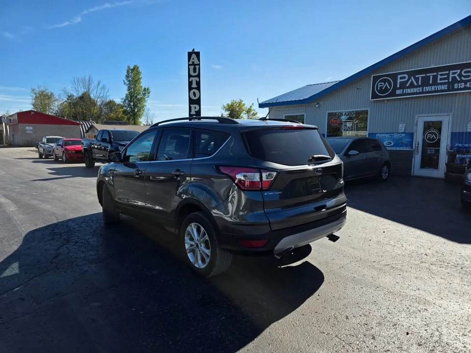Ford Escape 2017 photo 3