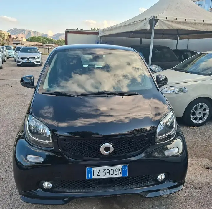 Smart Fortwo 2019 photo 3