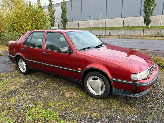 Saab 9000 1997 photo 2