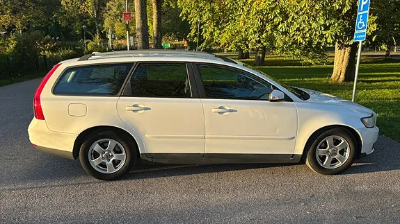Volvo V50 2008 photo 3