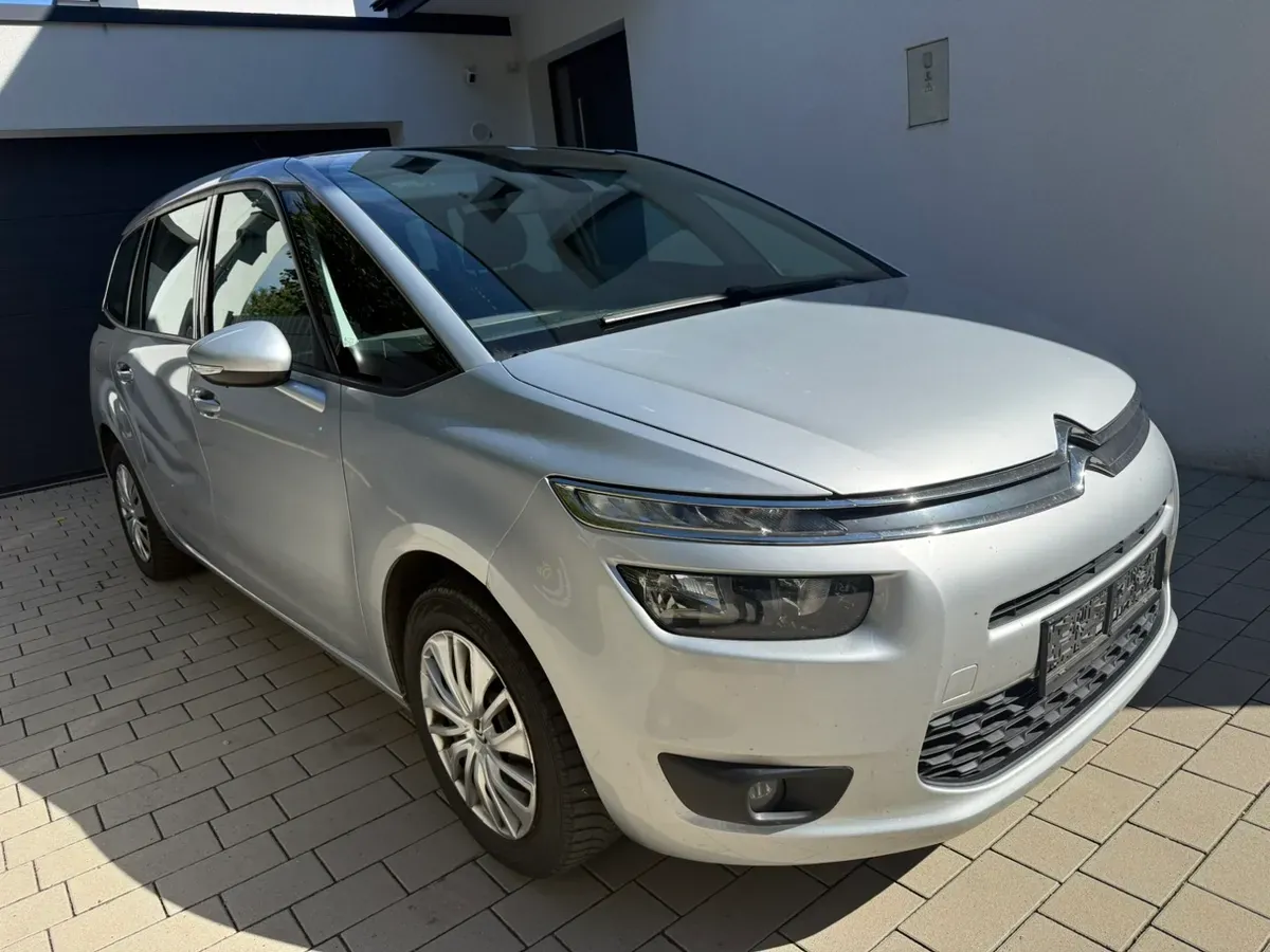 Citroen Grand C4 Picasso 2015 photo 2