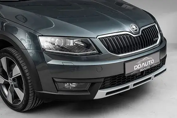 Skoda Octavia Scout 2015 photo 2