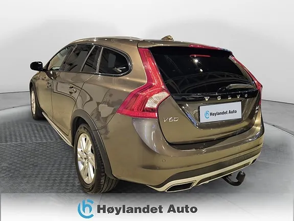 Volvo V60 Cross Country 2017 photo 3