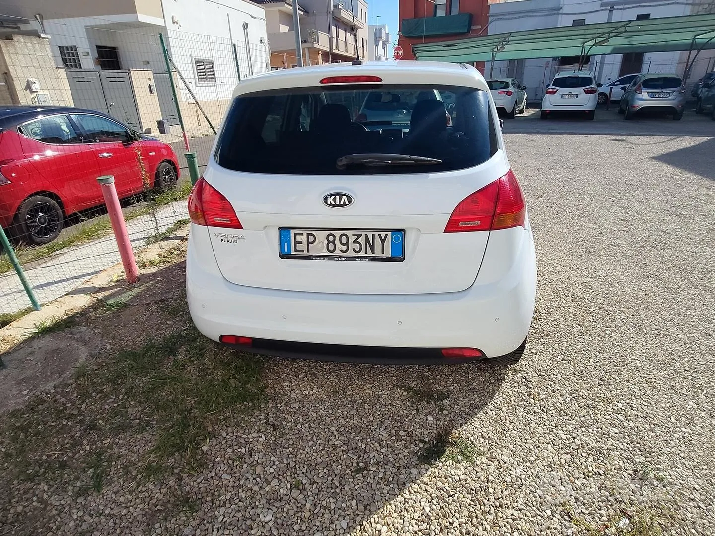 Kia Venga 2014 photo 2