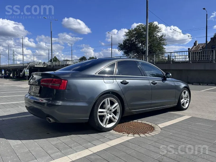 Audi A6 2012 photo 4