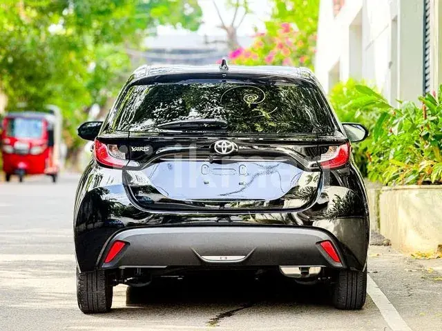 Toyota Yaris 2023 photo 4