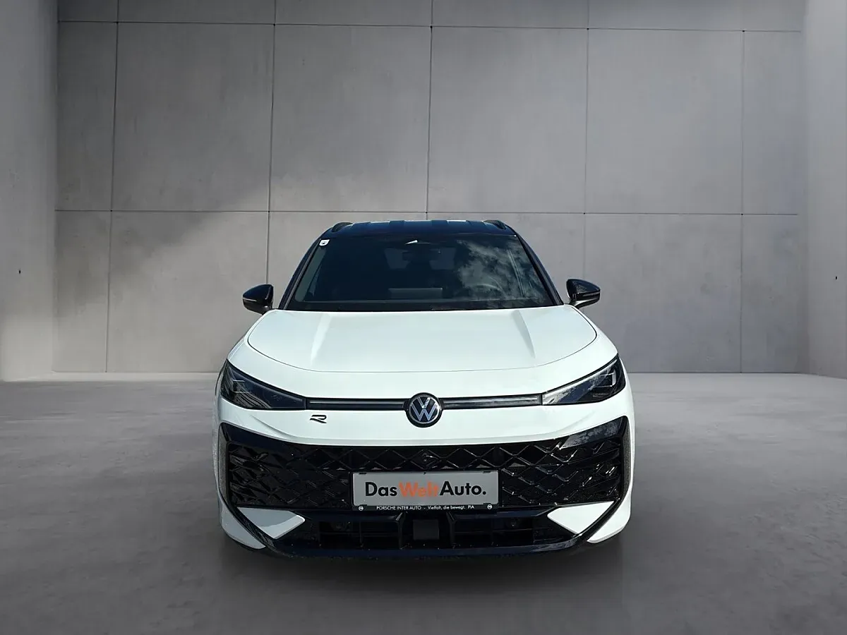 Volkswagen T-Roc 2026 photo 2