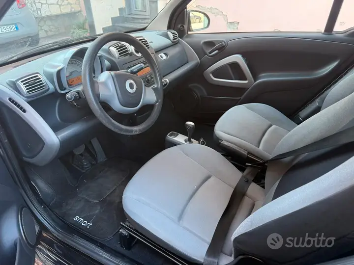 Smart Fortwo 2010 photo 4