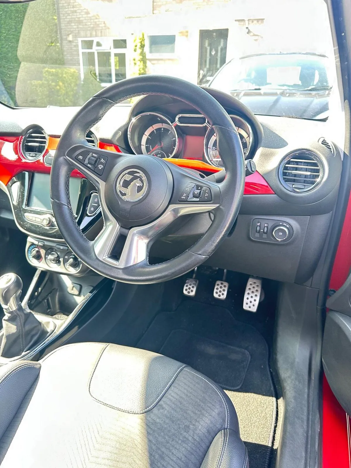 Vauxhall Adam 2016 photo 4