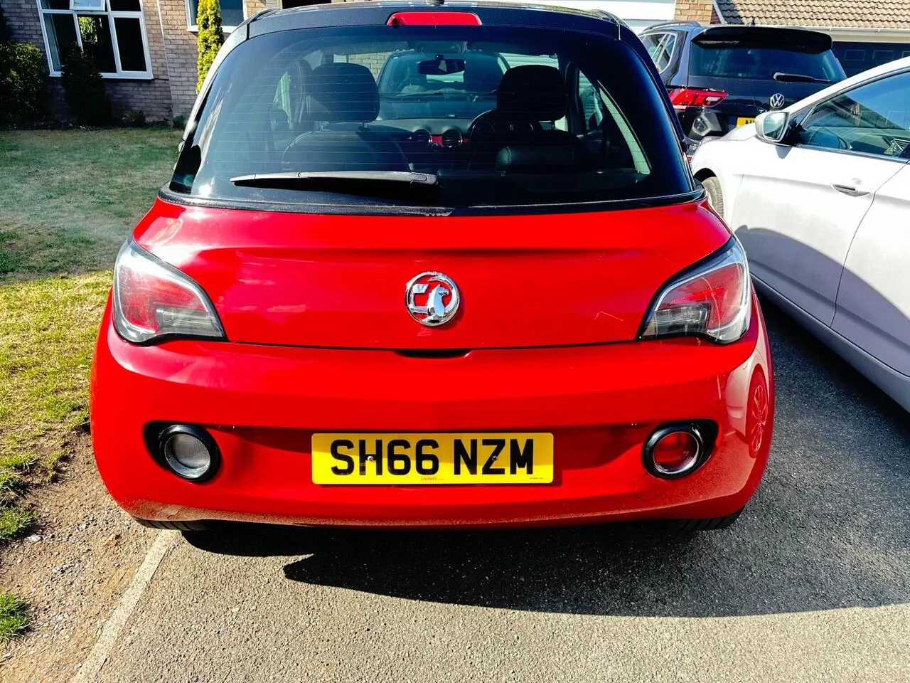 Vauxhall Adam 2016 photo 2