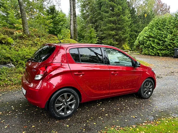 Hyundai I20 2015 photo 2