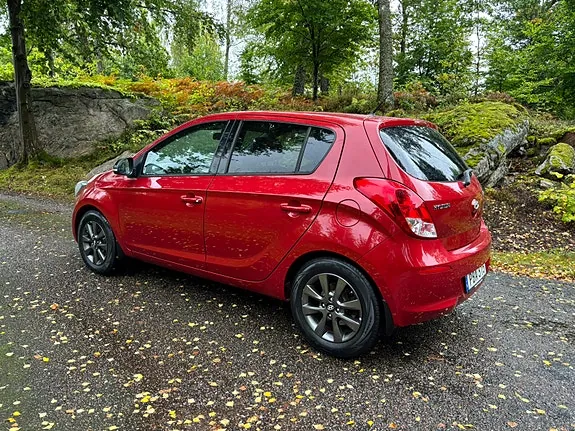 Hyundai I20 2015 photo 3