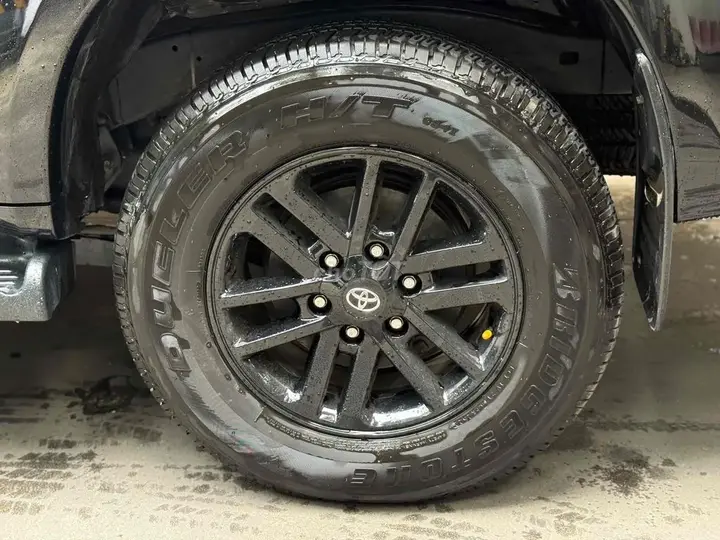 Toyota Fortuner 2015 photo 4