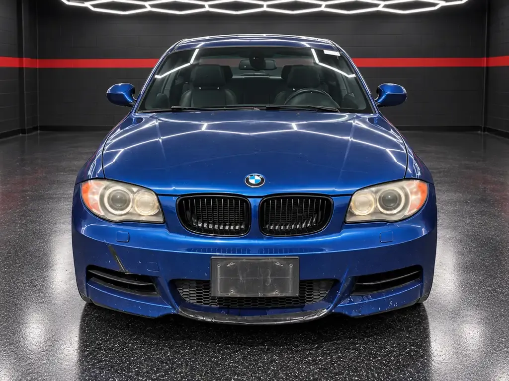 BMW 1 Series 2011 photo 2