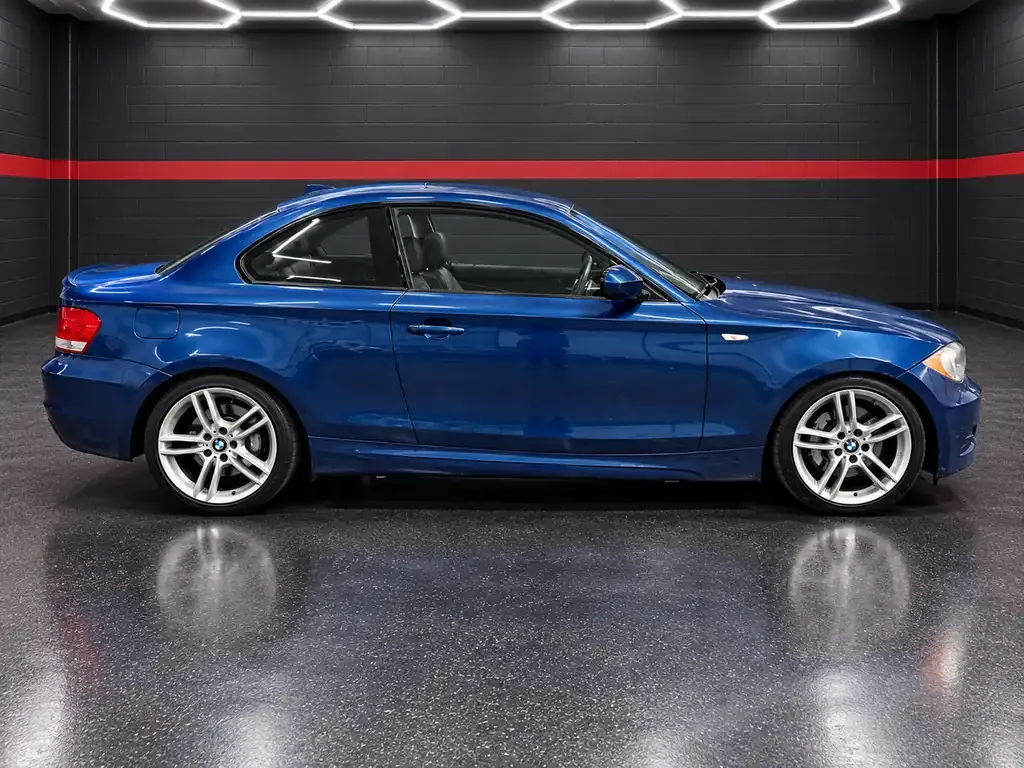 BMW 1 Series 2011 photo 3