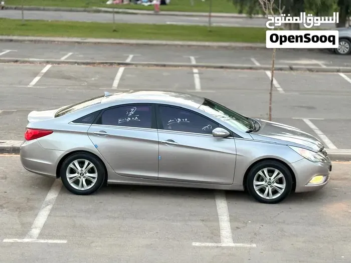 Hyundai Sonata 2012 photo 4