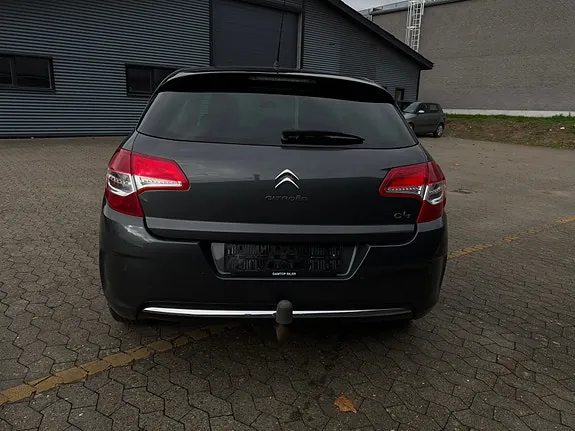Citroen C4 2010 photo 3