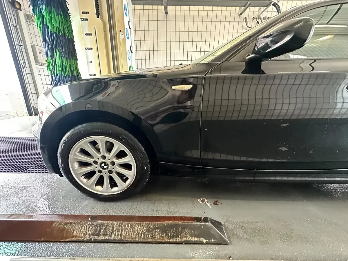BMW 1 Series 2011 photo 2