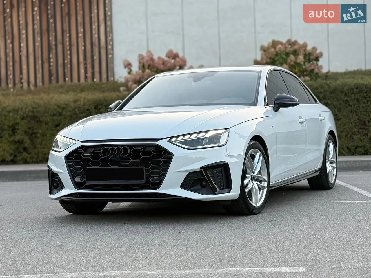 Audi A4 2024 photo 5