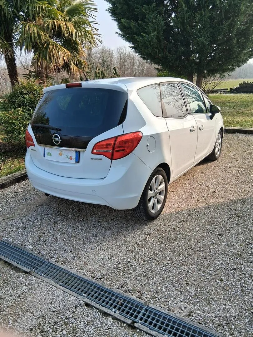 Opel Meriva 2012 photo 3
