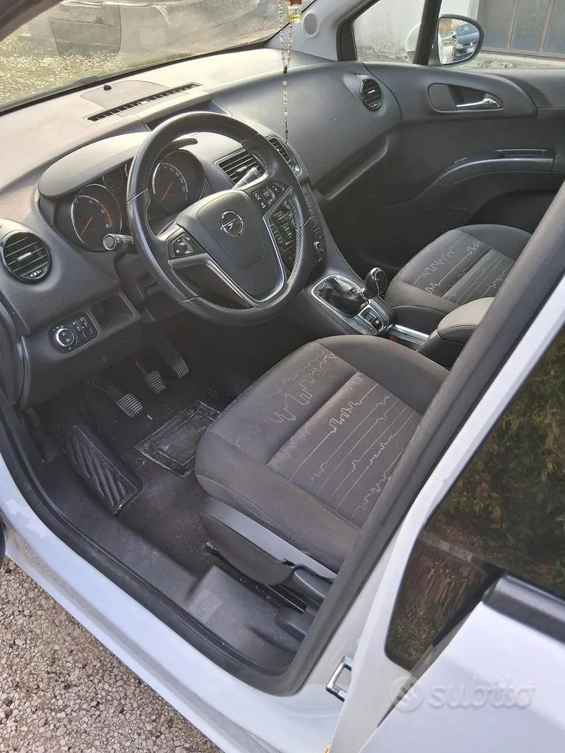 Opel Meriva 2012 photo 4