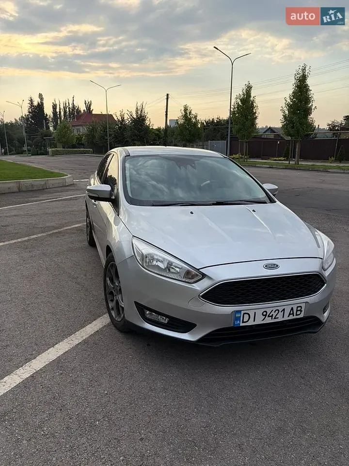 Ford Focus 2014 photo 2