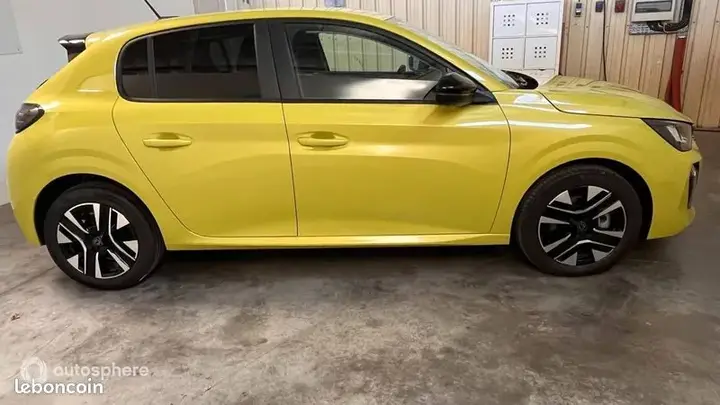 Peugeot 208 2026 photo 4