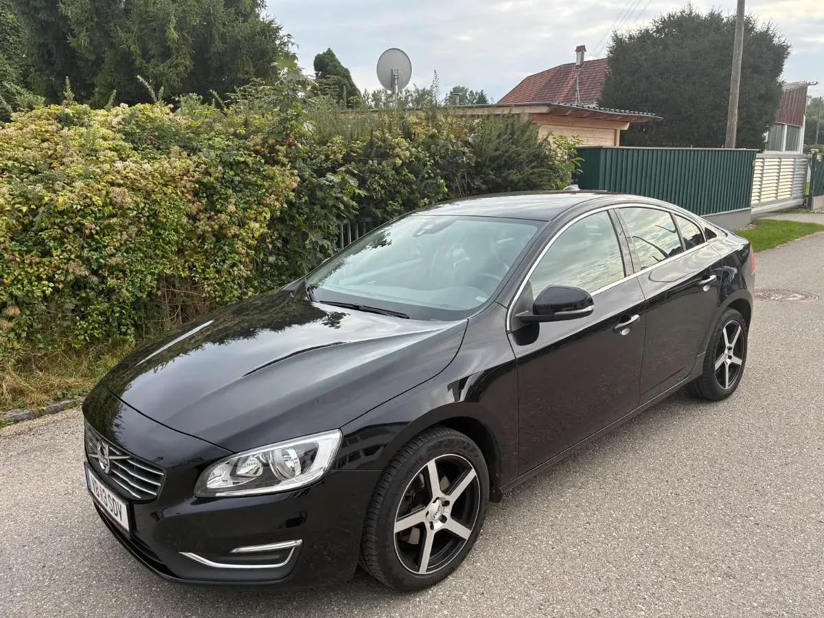 Volvo S60 2017 photo 2