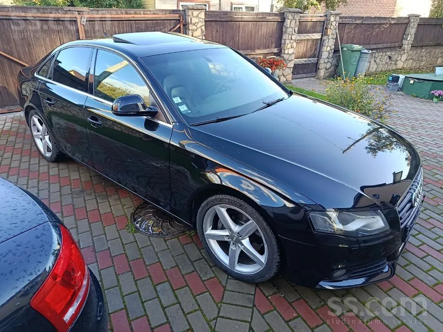Audi A4 2008 photo 2