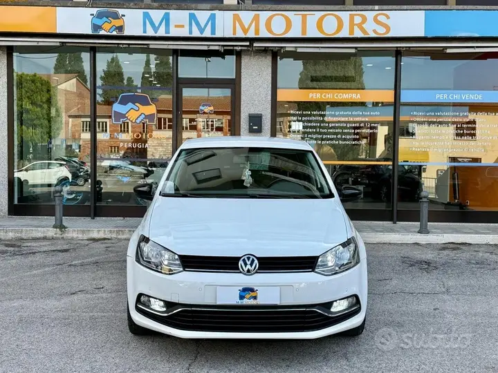 Volkswagen Polo 2015 photo 2