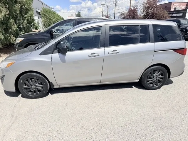 Mazda Mazda5