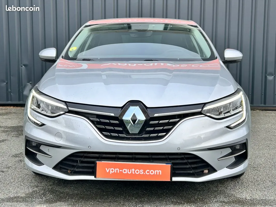 Renault Megane 2023 photo 3