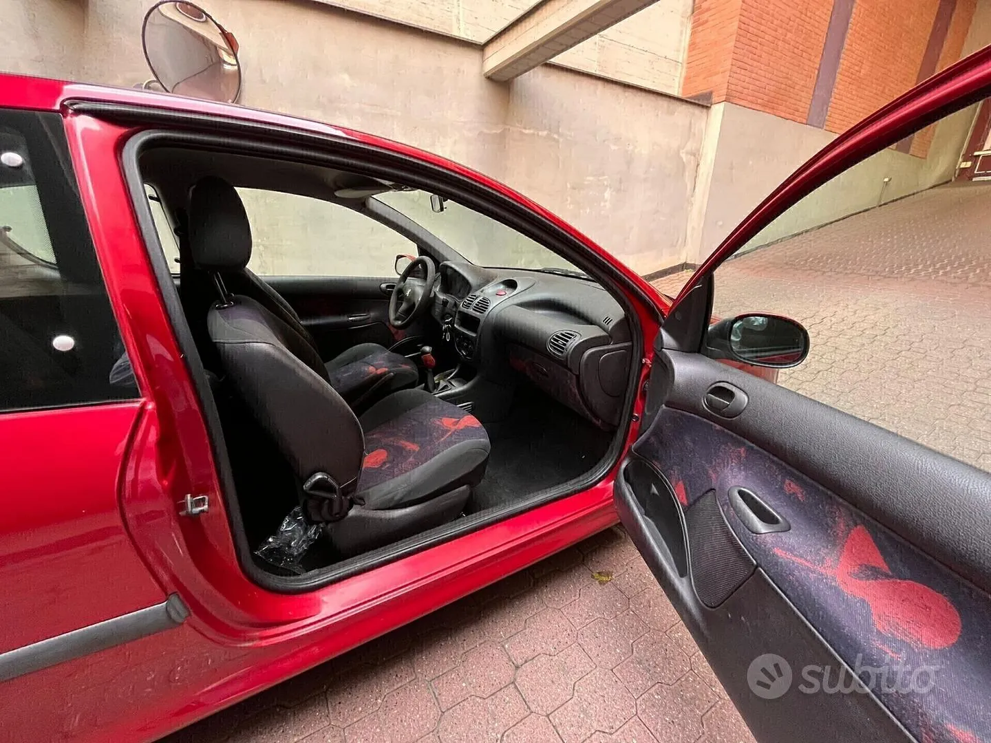Peugeot 206 2010 photo 5