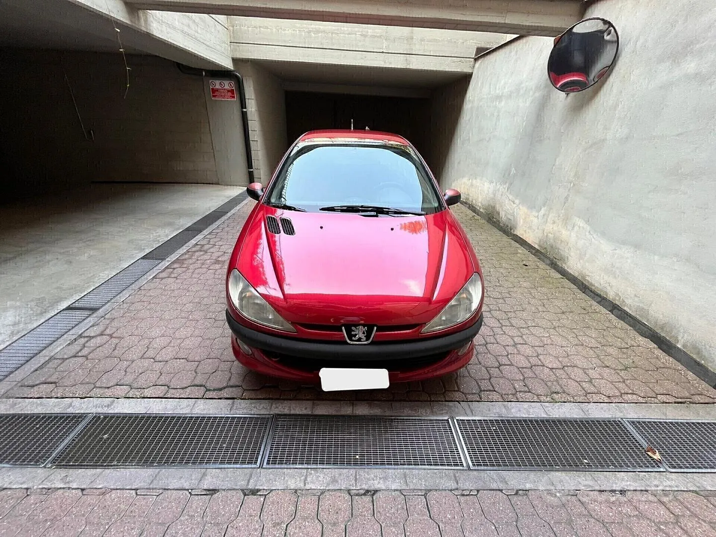 Peugeot 206 2010 photo 2