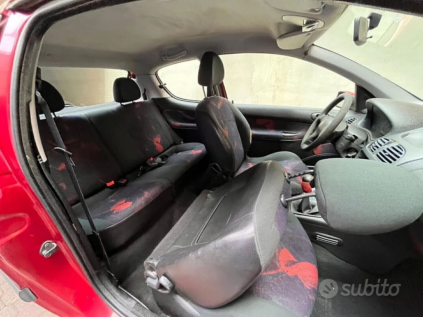 Peugeot 206 2010 photo 4