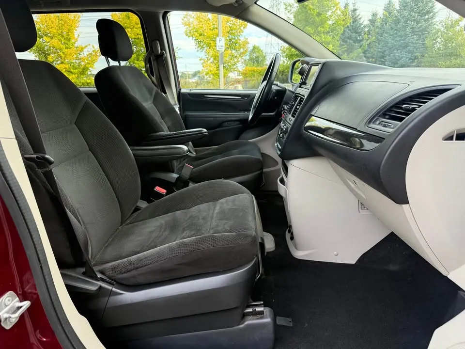 Dodge Grand Caravan 2017 photo 5