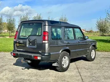 Land Rover Discovery 2002 photo 3